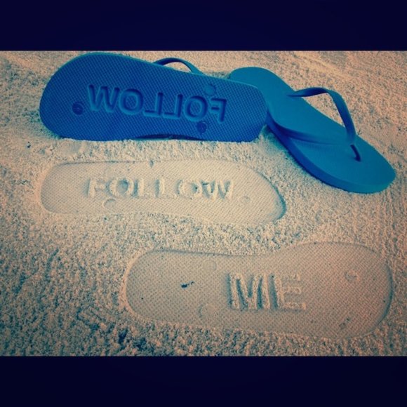 LETS PLAY A GAME!! THE FOLLOW GAME! - Picture 2 of 2